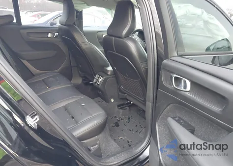 2021 Volvo Xc40 T5 Momentum from USA, damaged, VIN YV4162UK4M2471473